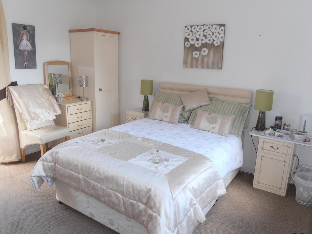 The Hideaway Suite Holiday Home โคล์เชสเตอร์ ภายนอก รูปภาพ